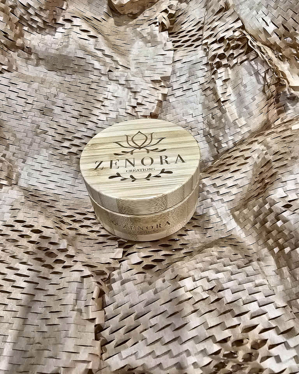 Diffuseur Zenora en bambou fermé sur papier kraft